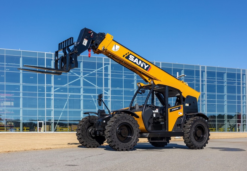 8 Applications You Can Achieve with a Telehandler 